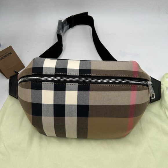 Unisex Burberry multicolor adjustable check belt bag/fanny pack made in Italy - Picture 1 of 15